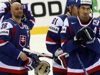 Pavol Demitra (vľavo) a Miroslav Šatan počas šampionátu 2011 na Slovensku.