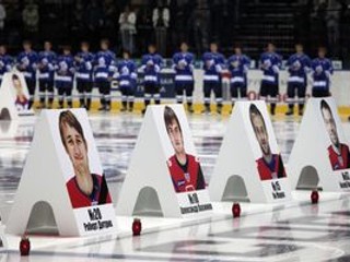 Spomienka na hokejistov Lokomotivu Jaroslavľ v bieloruskom Minsku, kde mali odohrať prvý zápas novej sezóny.