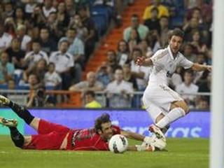 Real a Barca vysoko vyhrali, Ronaldo a Messi s hetrikmi