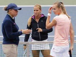 Dominika Cibulková s Magdalénou Rybárikovou.