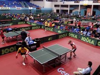 Vo finále súťaže tímov stolných tenistov nastúpia Nemci proti Švédom