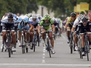 Peter Sagan (uprostred)