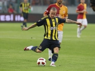 Miroslav Stoch v drese Fenerbahce.
