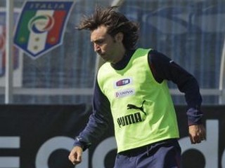 Andrea Pirlo ukončil kariéru.