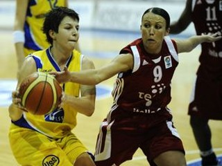 Ivana Jalčová (vľavo).