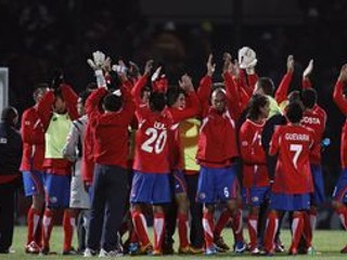 Kostarická radosť po výhre nad Bolíviou.