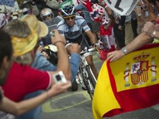 Alberto Contador počas 19. etapy Tour de France.