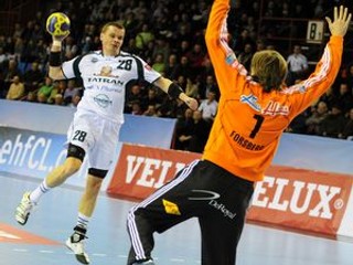 Radoslav Antl (vľavo) z Tatrana Prešov.