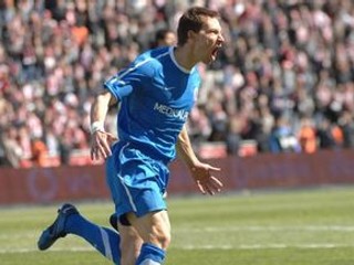 Piešťanský rodák je účastníkom MS v Afrike. Je majstrom Turecka (Besiktas - 2009) i Česka (Liberec). Záujem o neho prejavili slávne kluby (FC Liverpool, Juventus Turín, Marseille.) Besiktas si ho  cenil na 10 miliónov eur. Národný tím: 45 zápasov /6 gólov