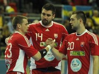 Slovenskí hádzanári zakončili svetový šampionát vo Švédsku dvoma výhrami. Stačilo im to však len na sedemnáste miesto.