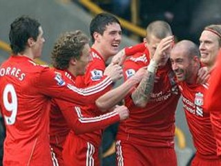 Futbalisti Liverpoolu sa tešia z gólu do siete Wolverhamptonu.
