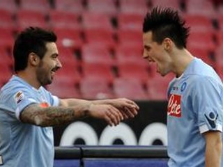 Marek Hamšík (vpravo) Ezequiel Lavezzi.