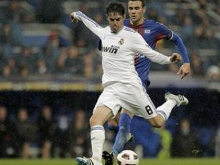 V Primera Divisón víťazstvá madridských tímov, Valencia zaváhala