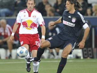 Admir Vladavič (vľavo) sa vrátil do zostavy Žiliny zo Salzburgu.