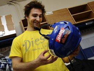 Dominik Graňák je výborný korčuliar, ofenzívne ladený obranca. V prvých piatich stretnutiach Dinama Moskva má v kanadskom hodnotení vyše bod na zápas.
