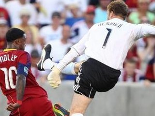 Hesmer je druhým brankárom v histórii MLS, ktorý strelil gól