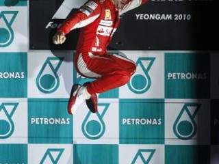 Víťazná radosť Fernanda Alonsa.