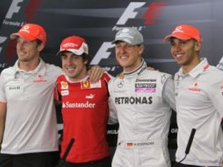 Formula 1 je pred štartom novej sezóny. Jej najväčšími hviezdami sú (zľava) Button, Alonso, Schumacher a Hamilton.