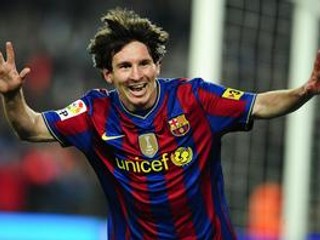 Lionel Messi pri oslave svojho hetriku.