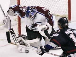 Peter Budaj možno vymení NHL za KHL.