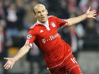 Arjen Robben a jeho gólová radosť.