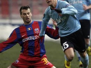 Miroslav Stoch (v strede).