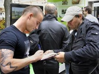 Miroslav Stoch (vľavo).