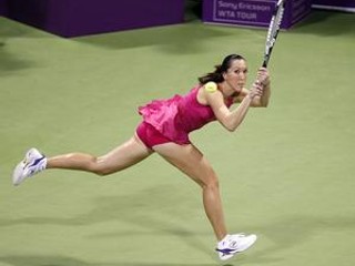 Jelena Jankovičová postúpila do semifinále MS WTA Tour.