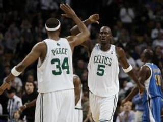 Basketbalisti Bostonu Celtics vyhrali aj tretí zápas v sezóne.