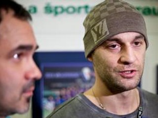 Pavol Demitra už trénuje streľbu.