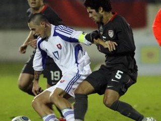 Marek Hamšík (v bielom) v prípravnom medzištátnom stretnutí proti USA.