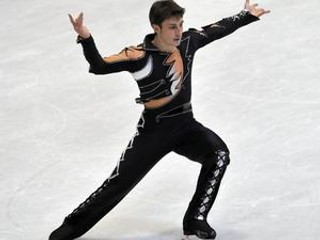 Francúzsky krasokorčuliar Brian Joubert.