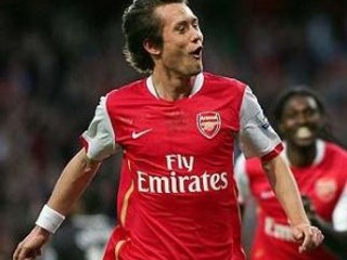 Tomáš Rosický nemá v posledných mesiacoch veľa dôvodov na radosť.