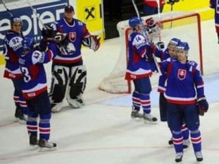 Našim patrí v rebríčku IIHF deviata pozícia.