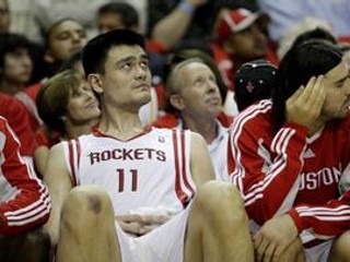 Center Houston Rockets Yao Ming.