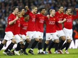 Manchester United získal Carling Cup.