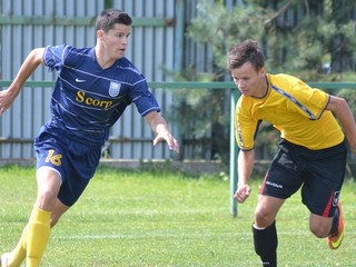 Útočník Martin Regáli (vľavo). Jedným gólom prispel k výhre 5:0 nad Sobrancami.