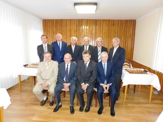 Účastníci turnaja. Súťažili v Bardejove.