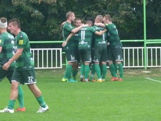 Prešov postúpil s odretými ušami, Poprad suverénne