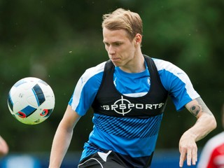 Dudov tréningový proces súčasné udalosti nenarušili.