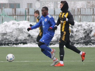 Zahrali si aj s maďarským Cigándom. Jediný gól zápasu dal Makela.