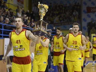 Býci Interu vypálili domáci rybník a zničili ho aj v lige