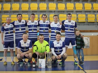 Zostava Dream Team - Vladislav Kvaska, Lukáš Kollár, Igor Tabiš, Kevin Mikita, Vladimír Kandričák, Peter Bakajsa, Tomáš Kačur, Matúš Ivan, Pavel Sopko.