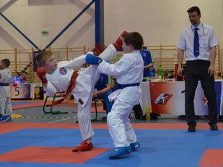 Daniel Vasilik boduje vo finále.