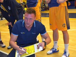 Michal Madzin. Má za sebou prvú sezónu v role hlavného trénera A-mužstva Iskry Svit.