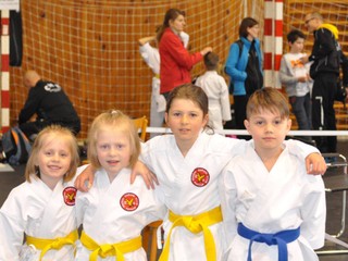 Malí bojovníci z popradského Central karate klubu sa v Galante nestratili.