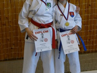 Vanesa Jankurová (vpravo) získala zlato.