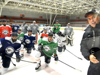 Čaká ich veľa práce. Hokejisti HC Košice oprášili výstroj.