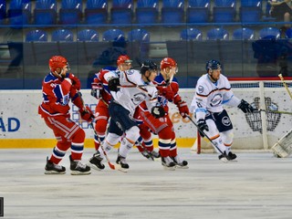 Košické mužstvo na Tatranskom pohári. Oceliari tradičný prípravný turnaj pod Tatrami vyhrali, takže môžu byť spokojní. Mrzia ich však zranenia obrancov Kessela a Šedivého.