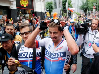 Maroš Hlad vľavo pri Petrovi Saganovi.